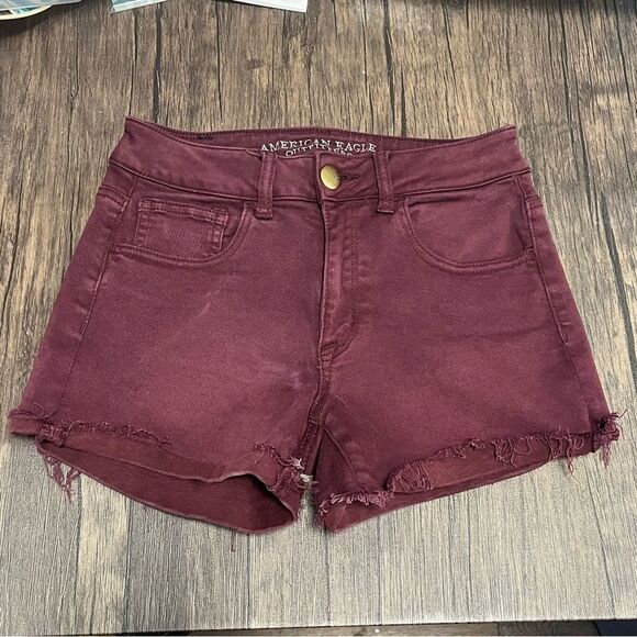 American Eagle Maroon Women's Super Stretch Mini Denim Jean Shorts - Picture 2 of 7